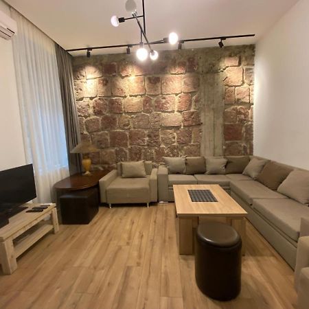 Nice Loft On Uznadze Street Tbilisi Exterior foto