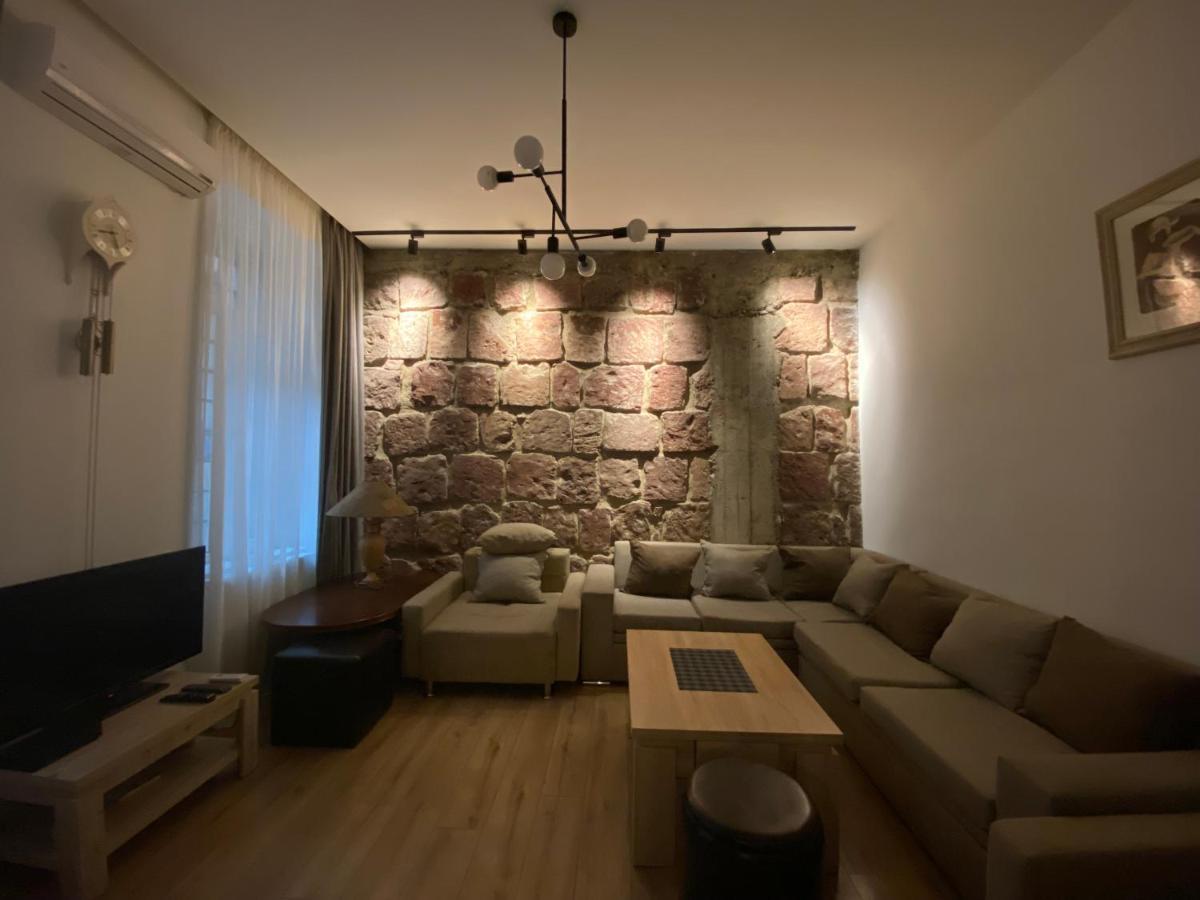 Nice Loft On Uznadze Street Tbilisi Exterior foto